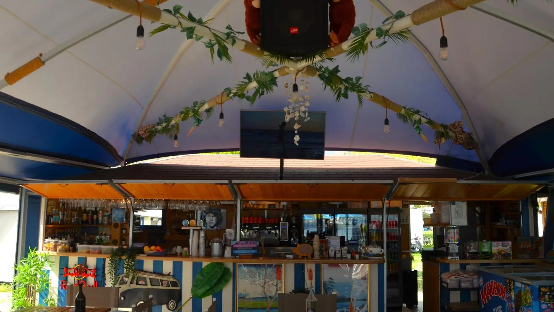 Camping Italia 90 Caravans Domaso Italien